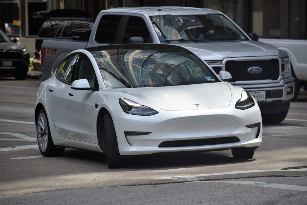 artisticoperations-tesla-7584958